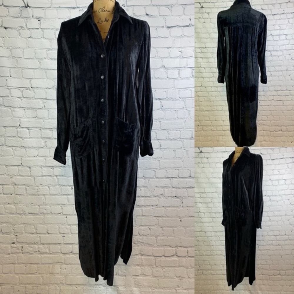 Sunbelt Black Crush Velvet Button Front Shirt Tail Hem Maxi